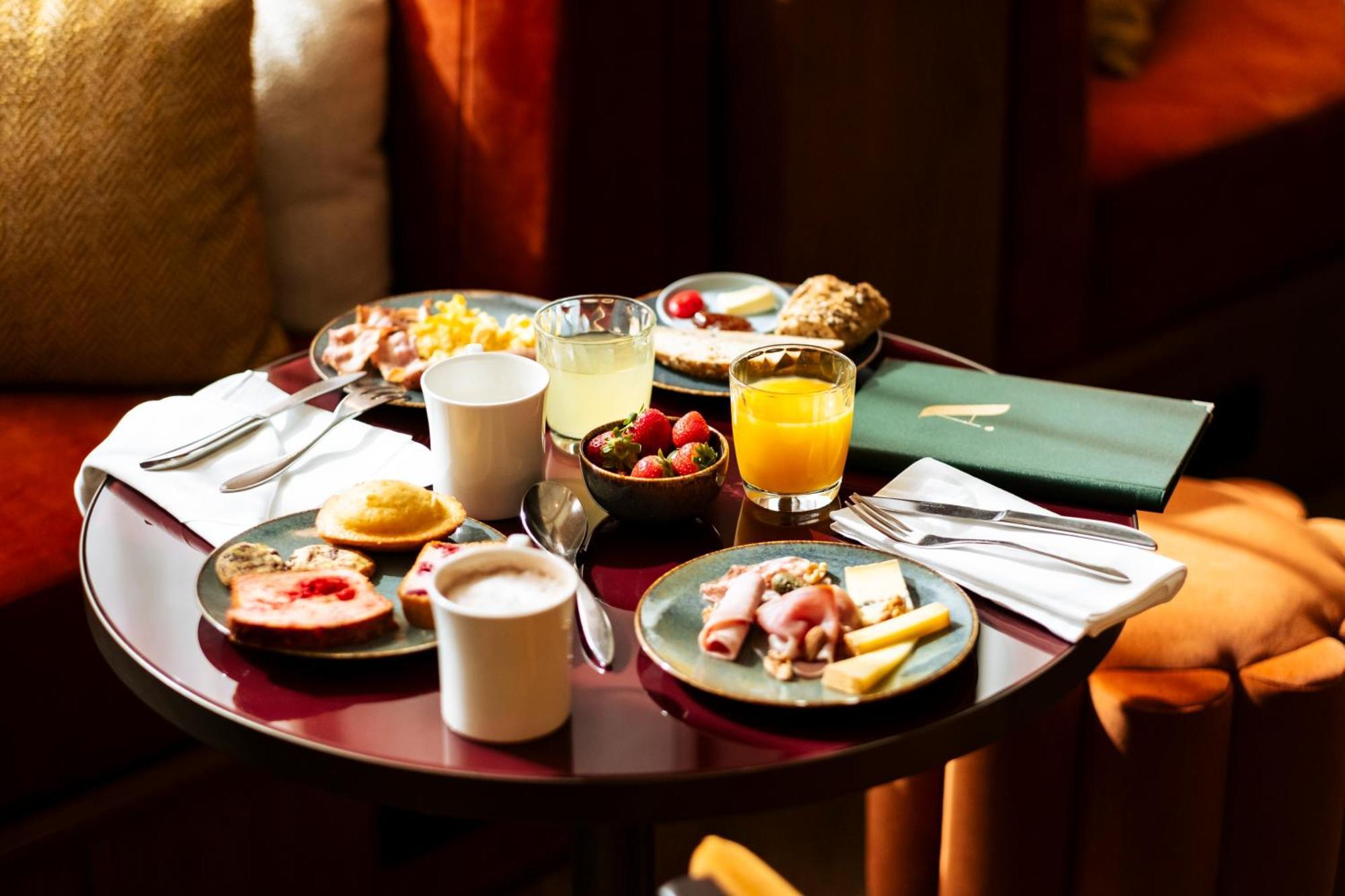 Mercure Виллефранче-Сур-Салне Экстерьер фото