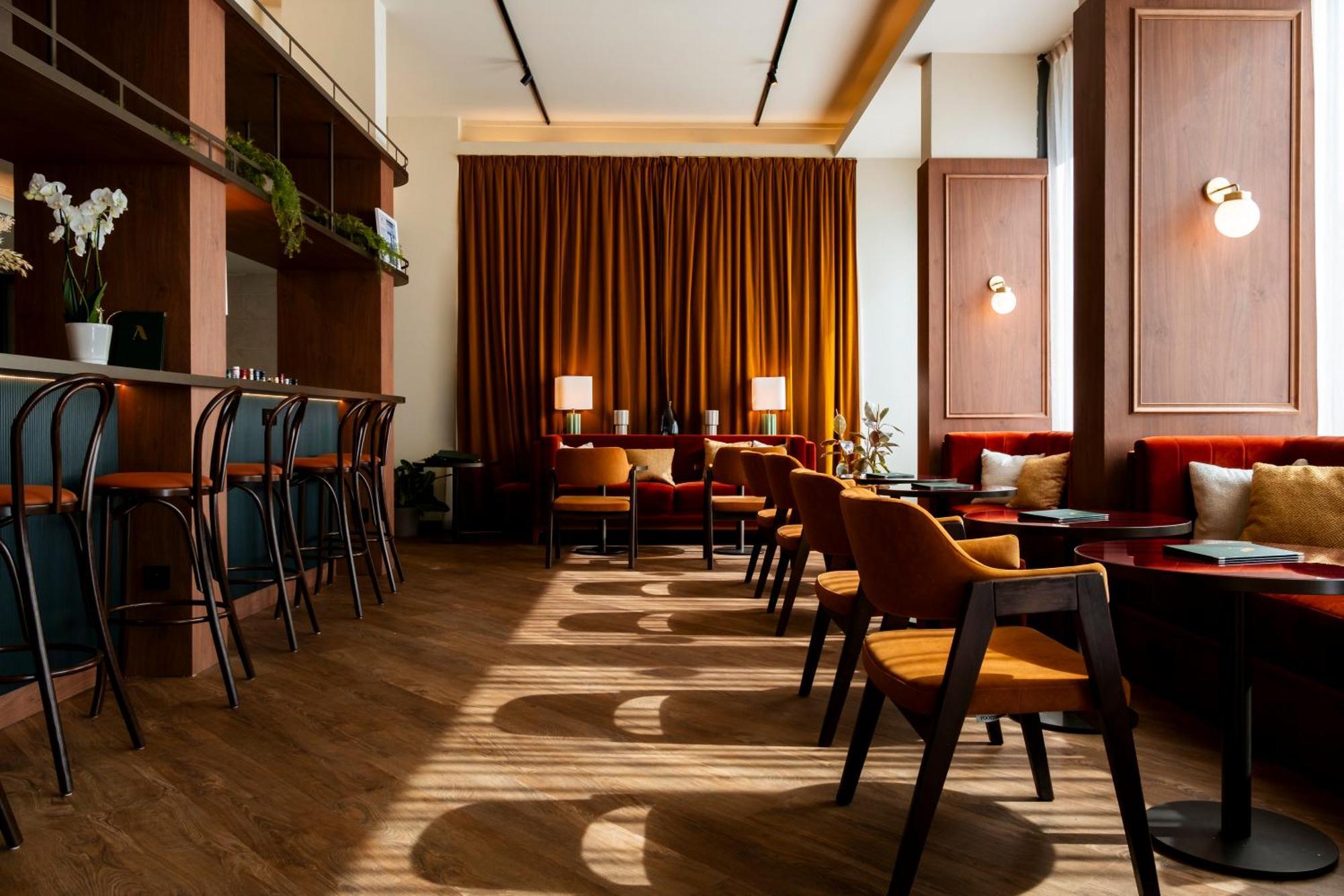 Mercure Виллефранче-Сур-Салне Экстерьер фото