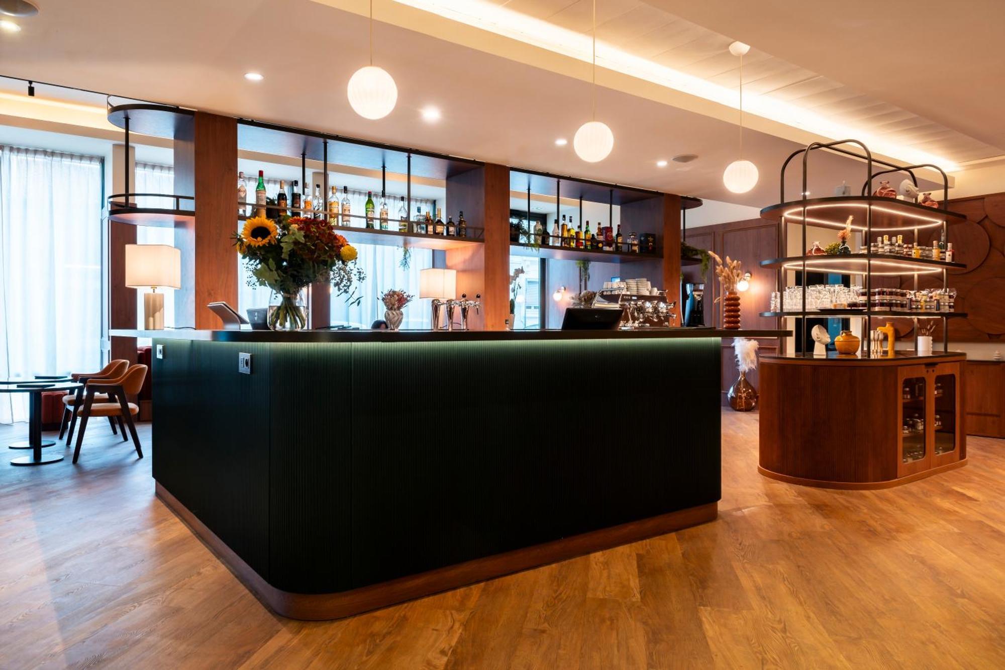 Mercure Виллефранче-Сур-Салне Экстерьер фото