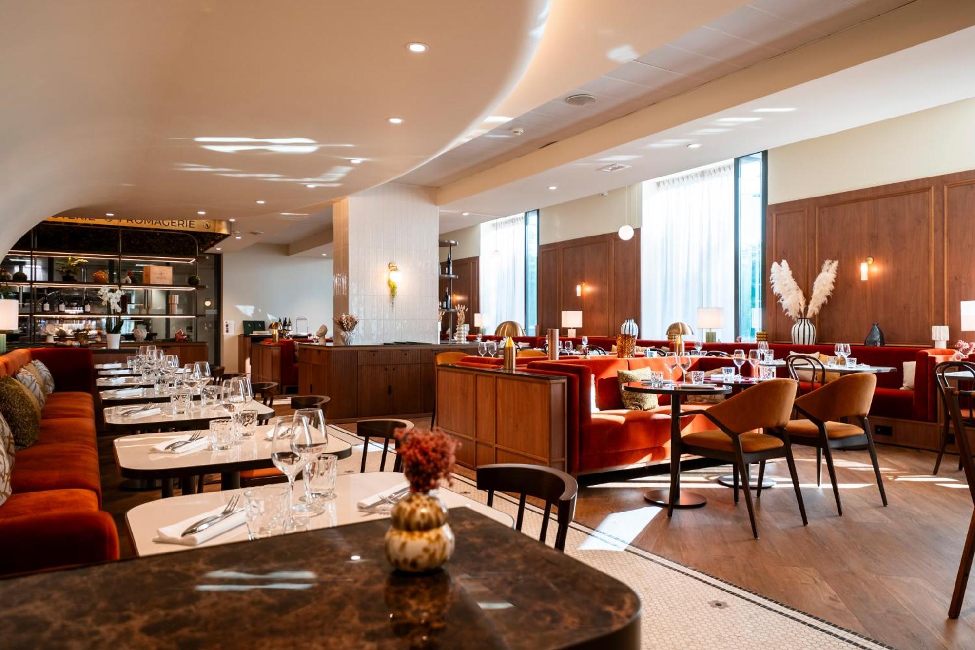 Mercure Виллефранче-Сур-Салне Экстерьер фото
