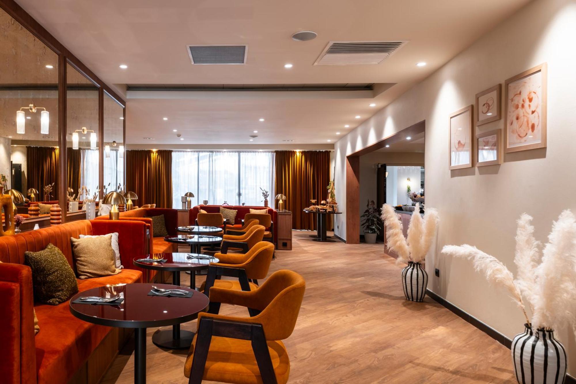 Mercure Виллефранче-Сур-Салне Экстерьер фото