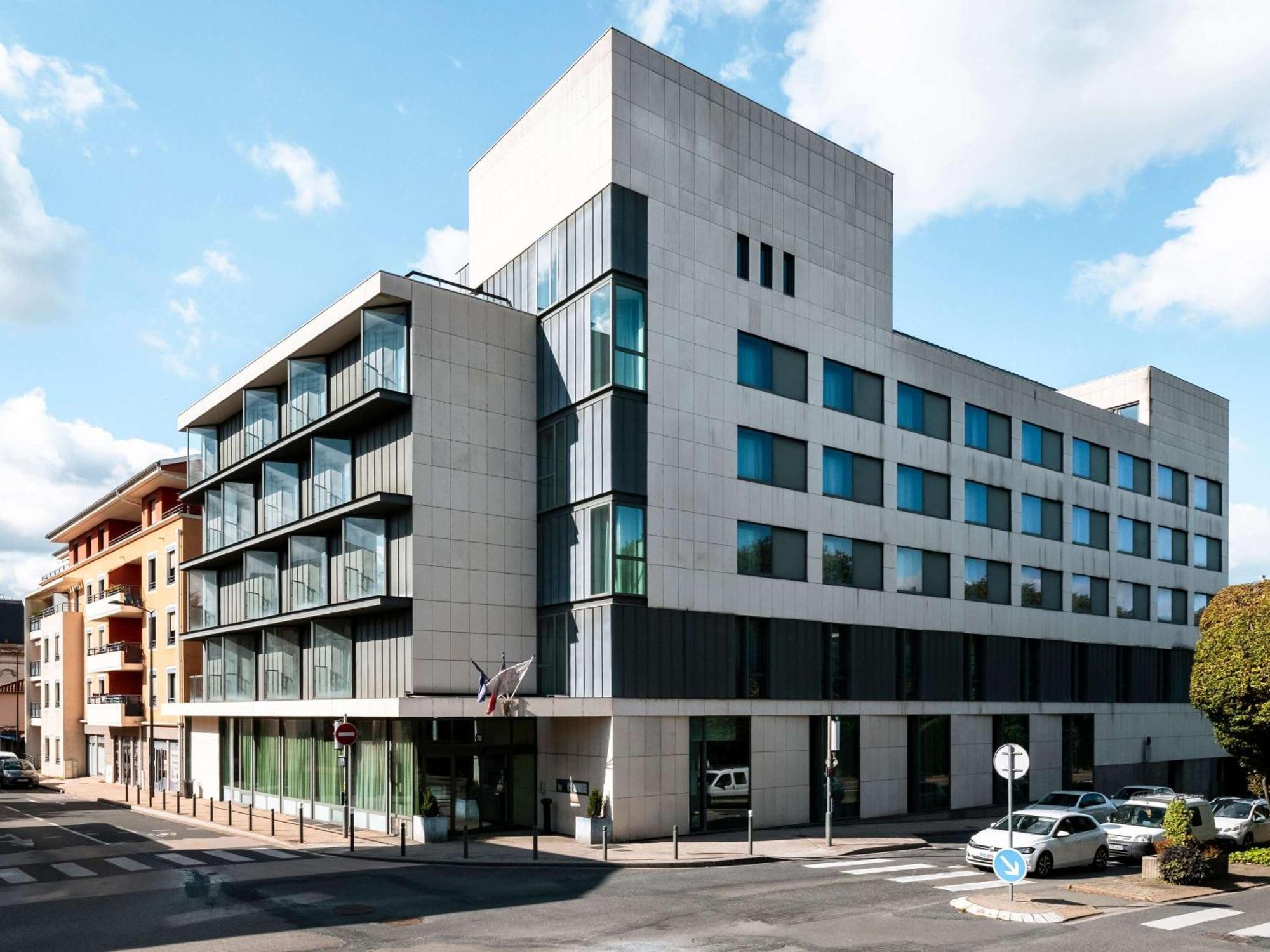 Mercure Виллефранче-Сур-Салне Экстерьер фото