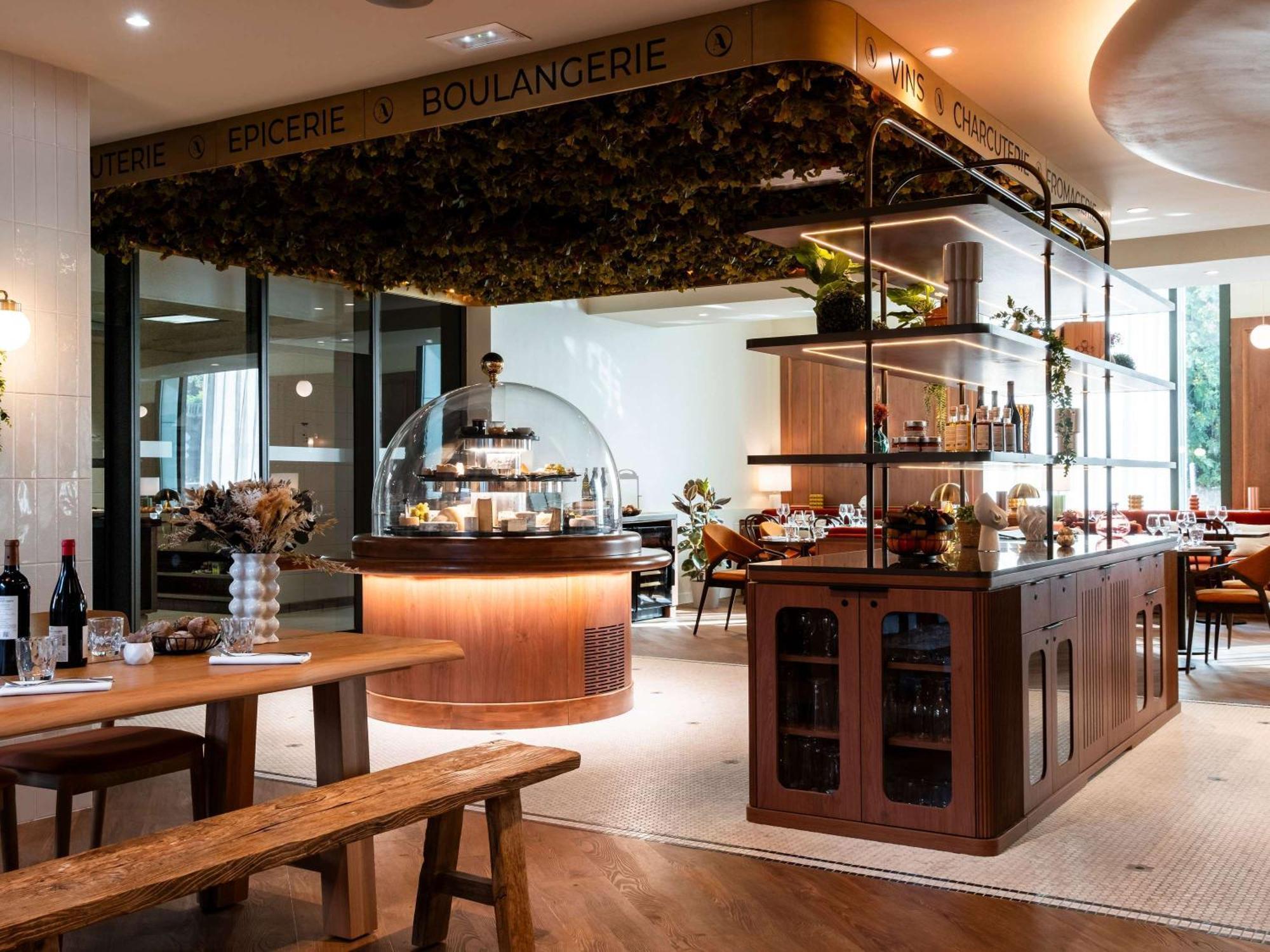 Mercure Виллефранче-Сур-Салне Экстерьер фото