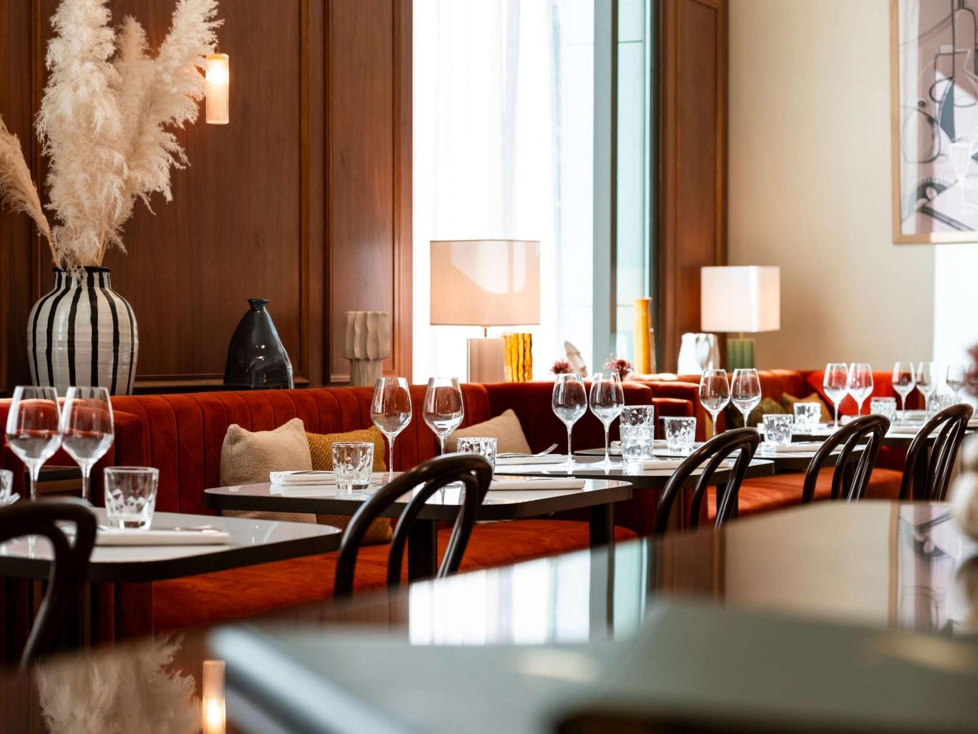 Mercure Виллефранче-Сур-Салне Экстерьер фото